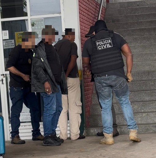 Foragido por homicídi0 em São Paulo é preso em rodoviária de Estância ao tentar fugir para a Bahia Foragido por homicídi0 em São Paulo é preso em rodoviária de Estância ao tentar fugir para a Bahia