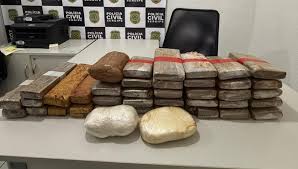 Operação policial apreende tabletes de maconha e cocaína e prende suspeito em Cristinápolis