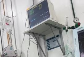 Bebê de 8 meses é atingido por equipamento dentro de hospital em Aracaju