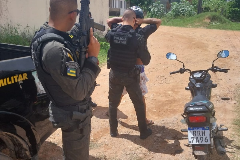 Suspeito é preso por tráfic0 de dr0gas durante operação policial na Zona Sul de Aracaju