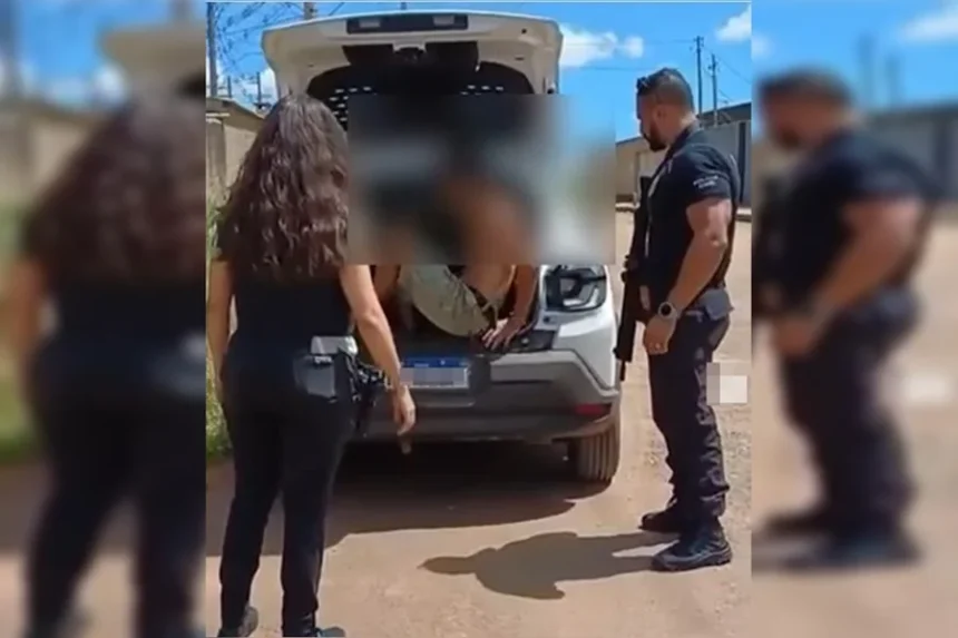 “Velha desgraçad4, você vai m0rrer”: filho tenta matar mãe estrangulada na frente de criança e acaba preso “Velha desgraçad4, você vai m0rrer”: filho tenta matar mãe estrangulada na frente de criança e acaba preso