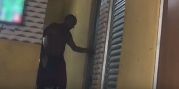 Vídeo flagra homem espiando filha e neta no banho; vítima denuncia ciclo de abus0s desde a infância