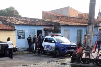 Homem é encontrado morto dentro de casa em Aracaju