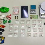 Homem é preso com cocaína, munições e balanças de precisão em Capela