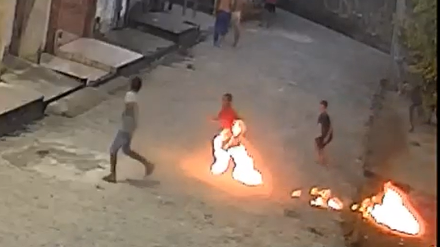 Criança é hospitalizada após sofrer que1maduras durante soltura de fogos de artifício em Alagoas