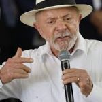 Lula dispara contra Flávio Bolsonaro, o chama de “covarde” e relaciona ações dos EUA à viagem do senador
