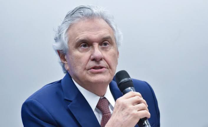 Caiado diz que Flávio Bolsonaro perde força e se coloca como principal adversário de Lula em 2026