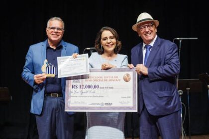 Aracaju oficializa novo Hino Municipal em cerimônia no Teatro Tobias Barreto