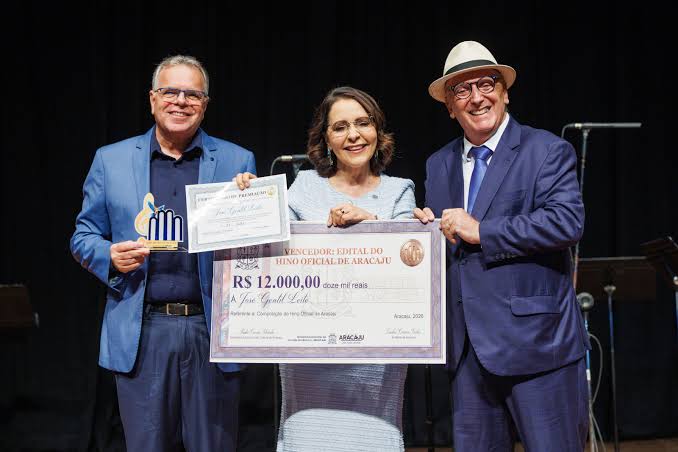 Aracaju oficializa novo Hino Municipal em cerimônia no Teatro Tobias Barreto