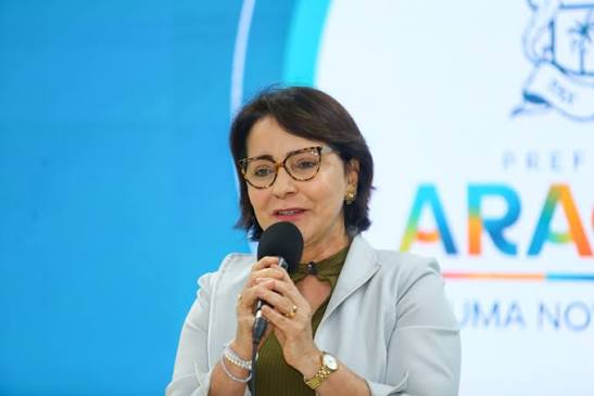 Prefeita Emília Corrêa celebra aniversário nesta terça-feira