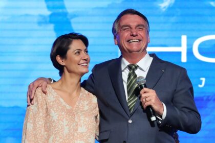 Ex-namorado revela como Michelle Bolsonaro conheceu Jair Bolsonaro