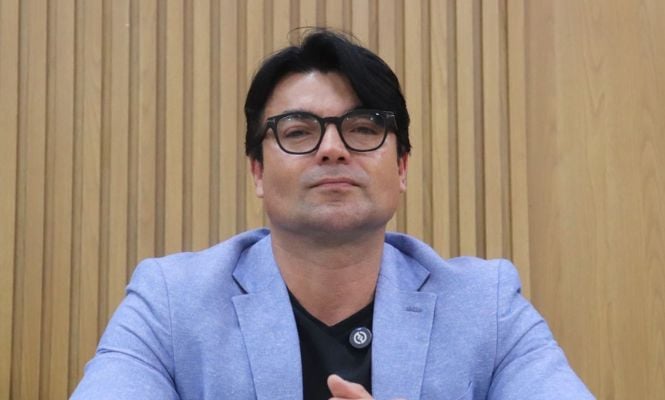 André David chama o delegado de PREVARICADOR André David chama o delegado de PREVARICADOR