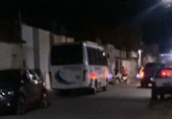 Tragédia em Indiaroba, aluno atropelado por um ônibus do transporte escolar Tragédia em Indiaroba, aluno atropelado por um ônibus do transporte escolar
