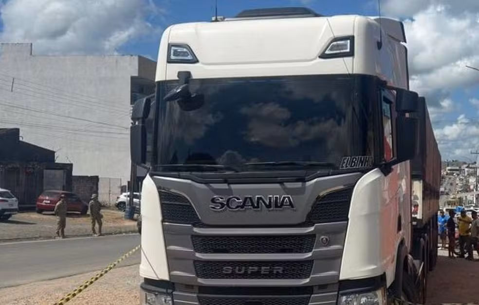 Borracheiro m0rre esmagado por carreta após falha em equipamento em Lagarto