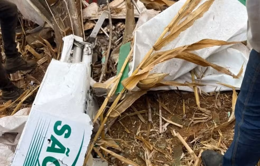 Avião monomotor cai em zona rural de Macambira
