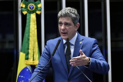 Rogério Carvalho ajusta PEC da Segurança e retira repasse das bets para os fundos