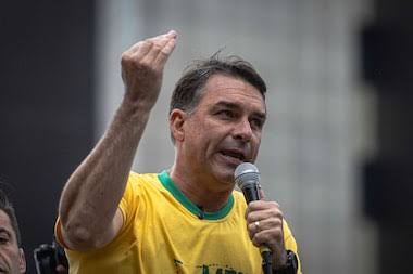 TSE dá andamento a ação contra chapa de Flávio Bolsonaro por suposto abuso de poder econômico