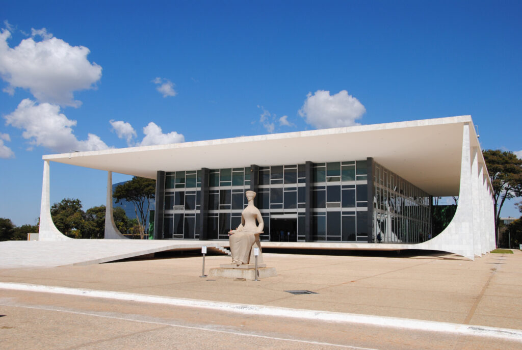 Após suspeita de bomba, sede do STF terá esquema de segurança reforçado no dia da eleição