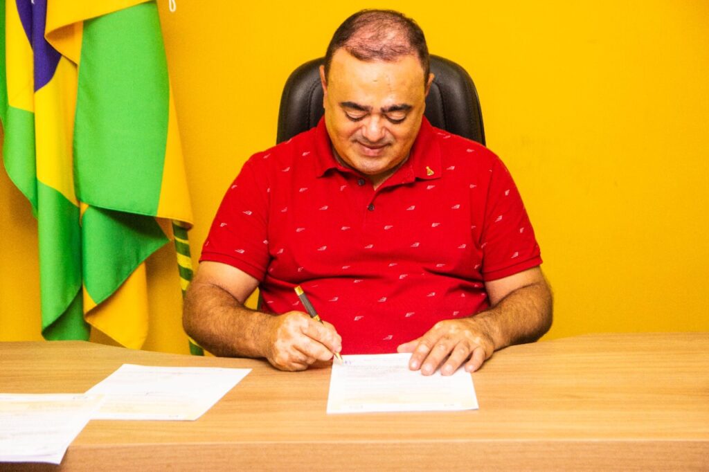 Cristiano Viana deixa Prefeitura de Simão Dias e Prefeita interina assume após decisão da Justiça Eleitoral