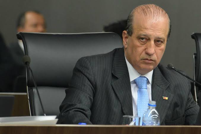 Ministro do TCU fala sobre fechamento de empresas no Brasil
